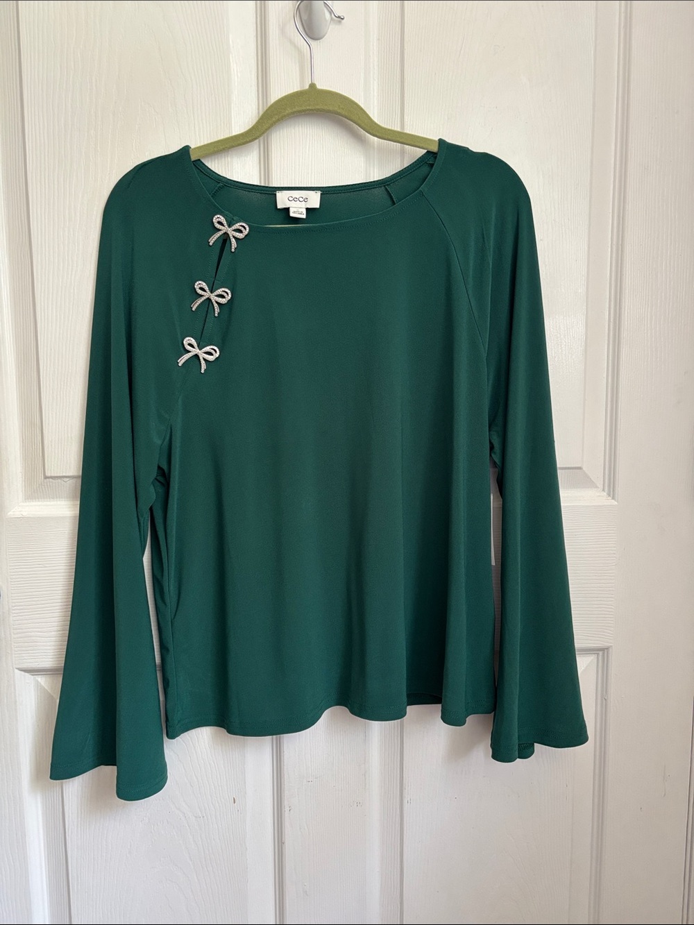 CeCe Emerald Green Long-Sleeve Top with Rhinestone Bow Accents Size XL